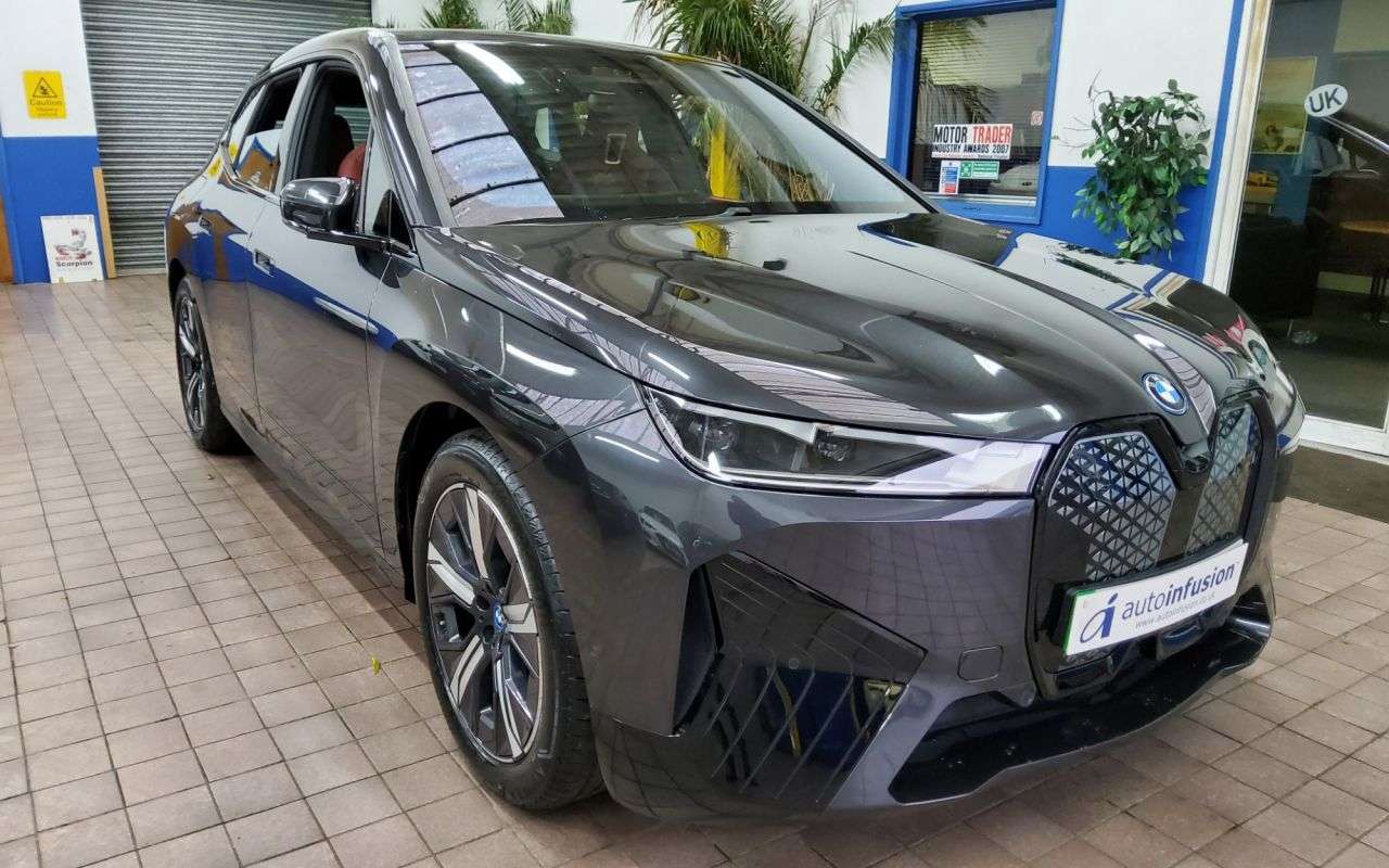 2022 BMW IX 2022 BMW IX