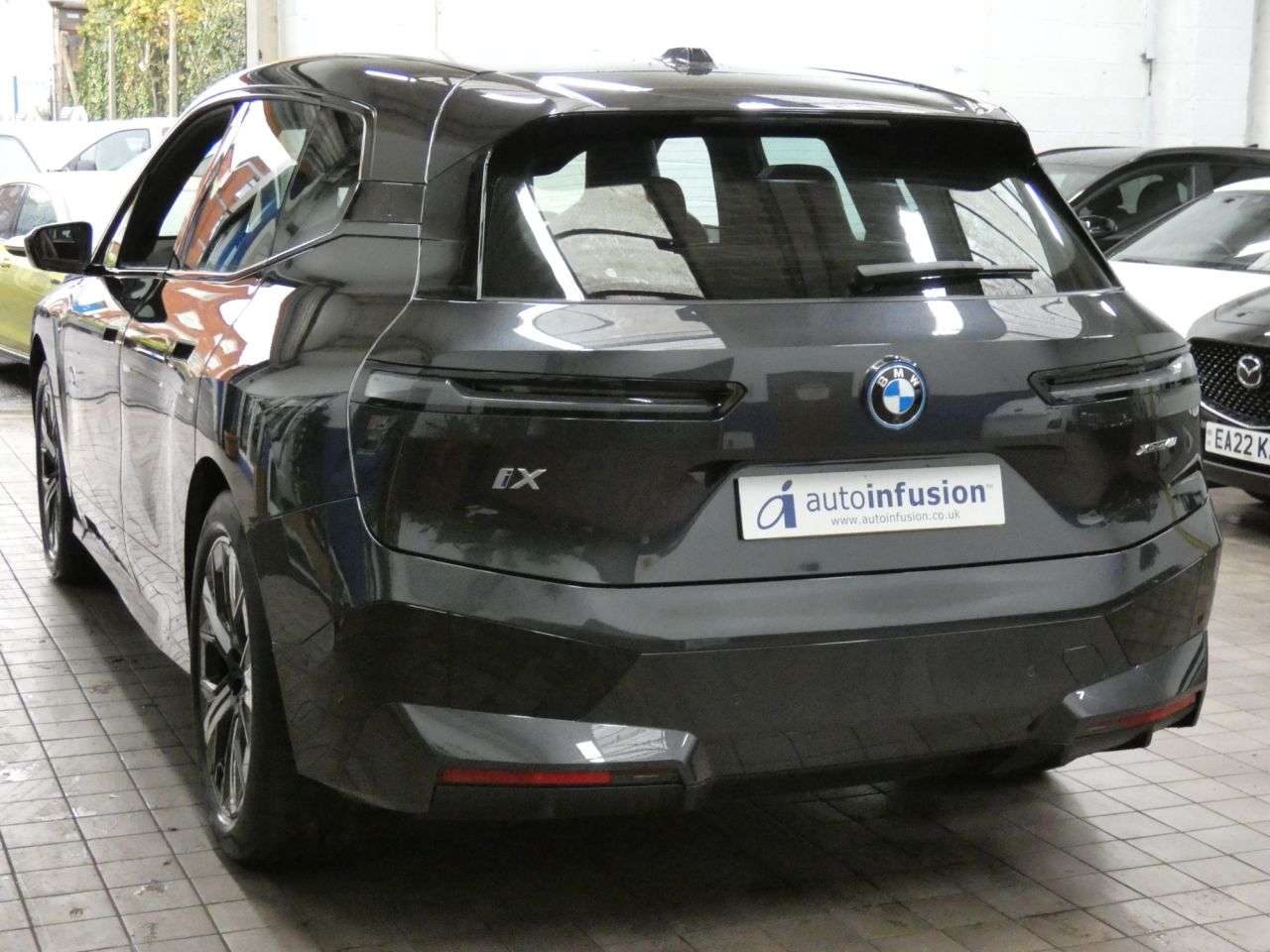 2022 BMW IX 2022 BMW IX