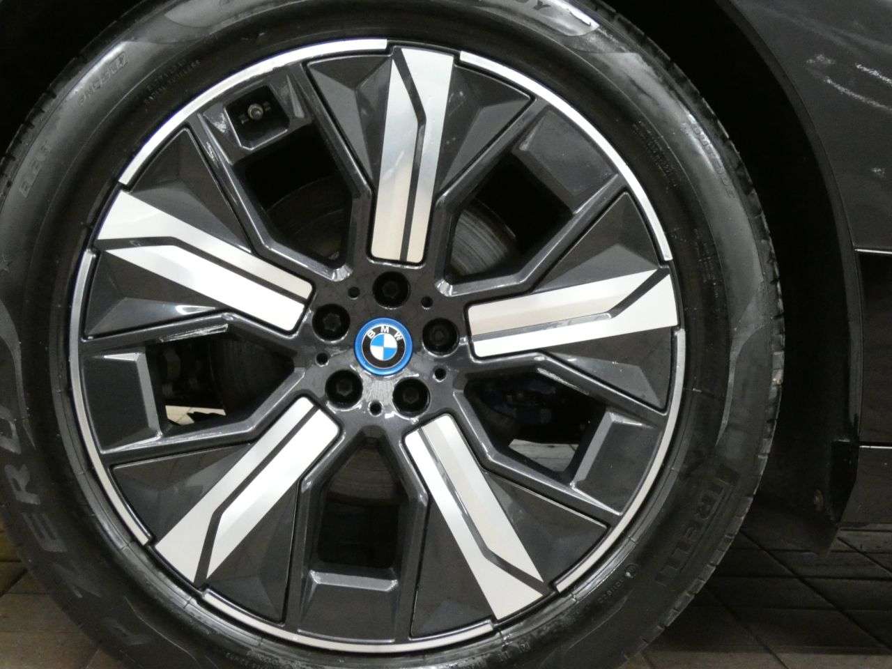 2022 BMW IX 2022 BMW IX