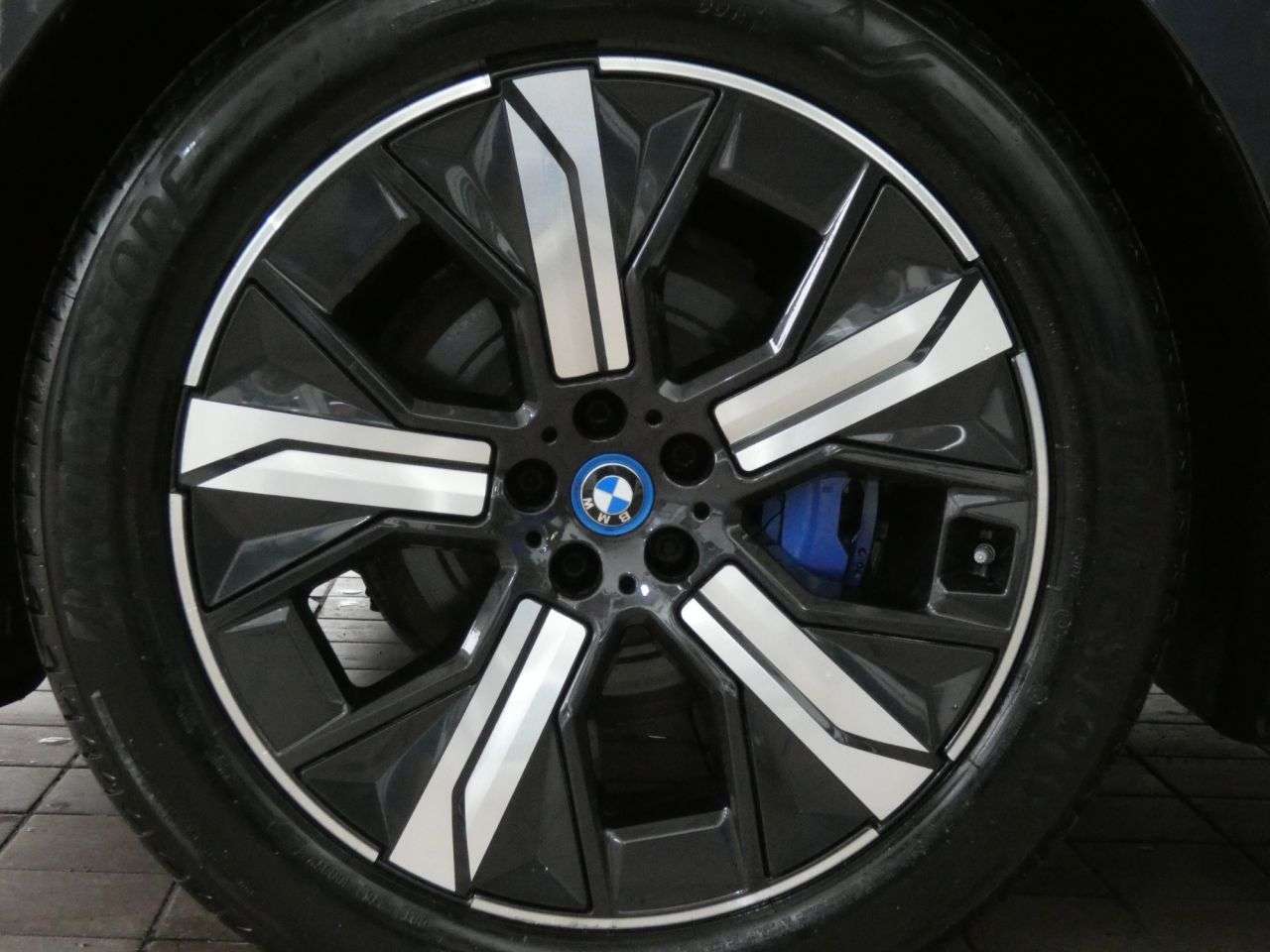 2022 BMW IX 2022 BMW IX