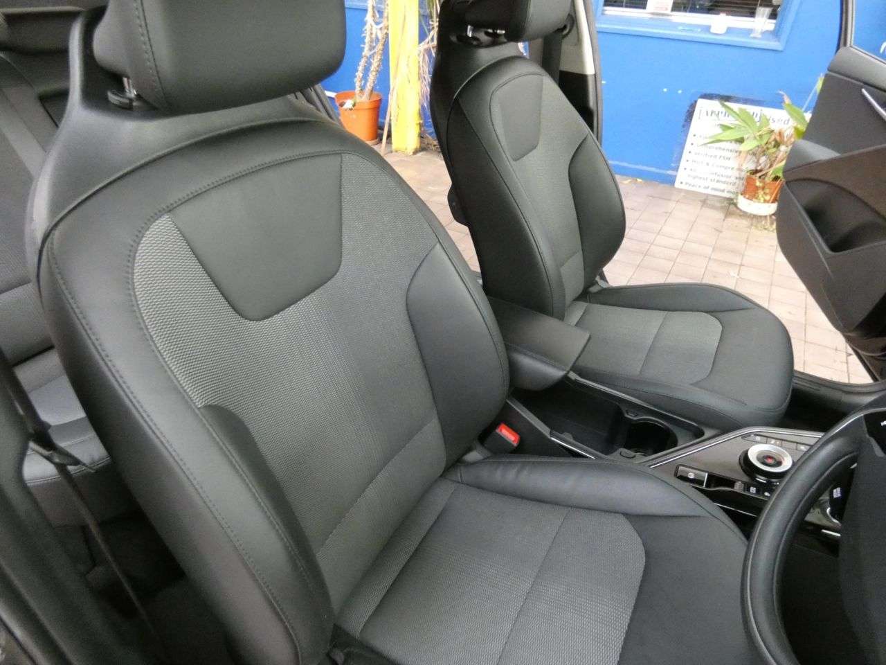 2022 KIA NIRO 2022 KIA NIRO