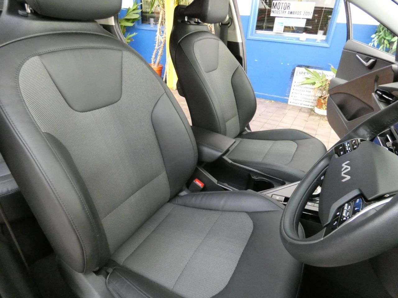 2022 KIA NIRO 2022 KIA NIRO