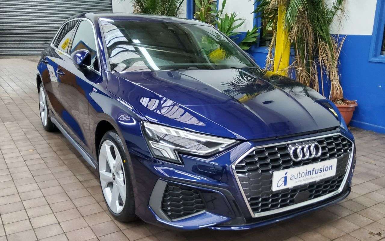A 2022 AUDI A3 1.4 TFSIe 40 S line Sportback 5dr Petrol Plug-in Hybrid S Tronic Euro 6 (s/ A 2022 AUDI A3 1.4 TFSIe 40 S line Sportback 5dr Petrol Plug-in Hybrid S Tronic Euro 6 (s/