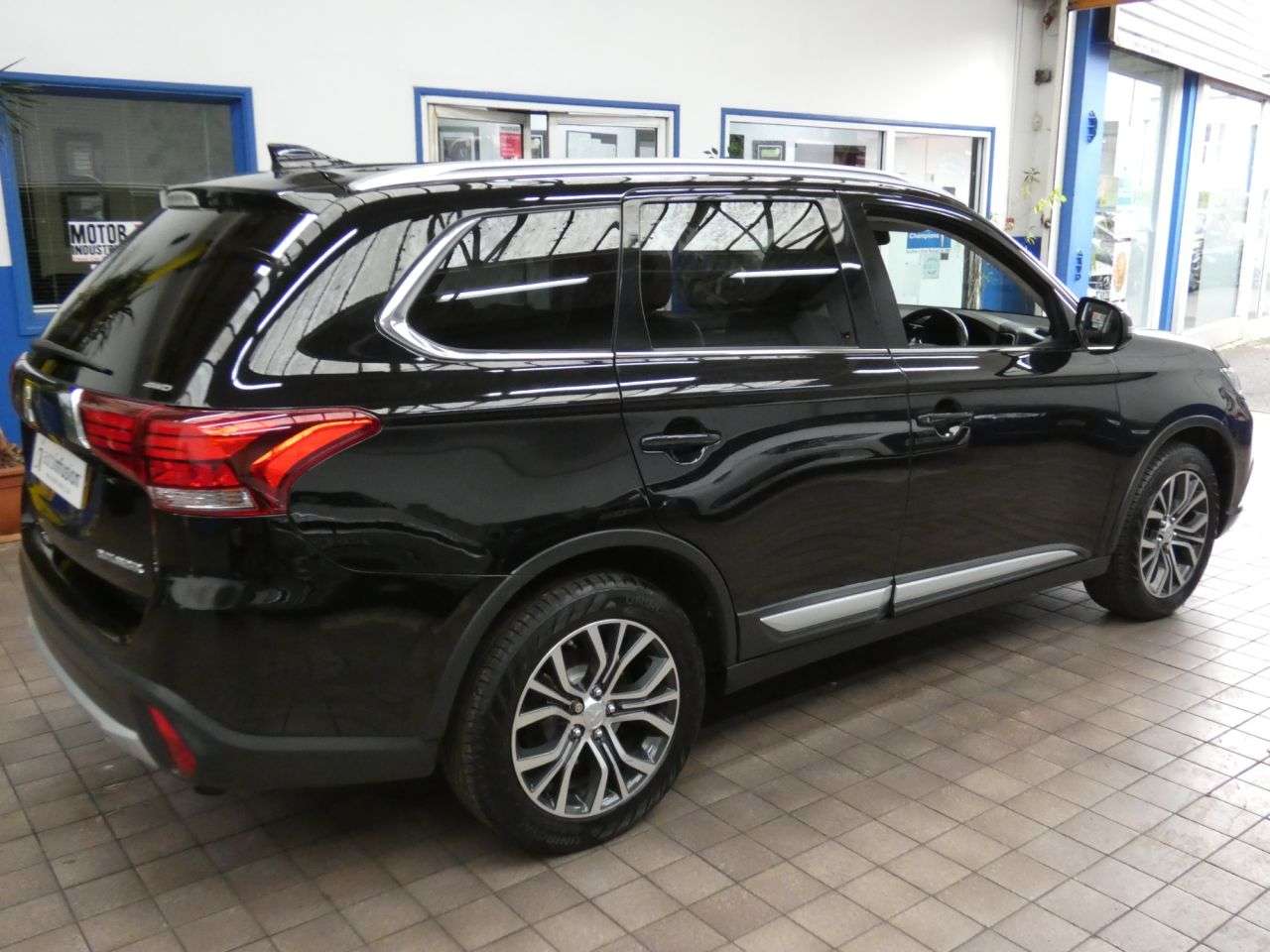 2018 MITSUBISHI OUTLANDER 2018 MITSUBISHI OUTLANDER