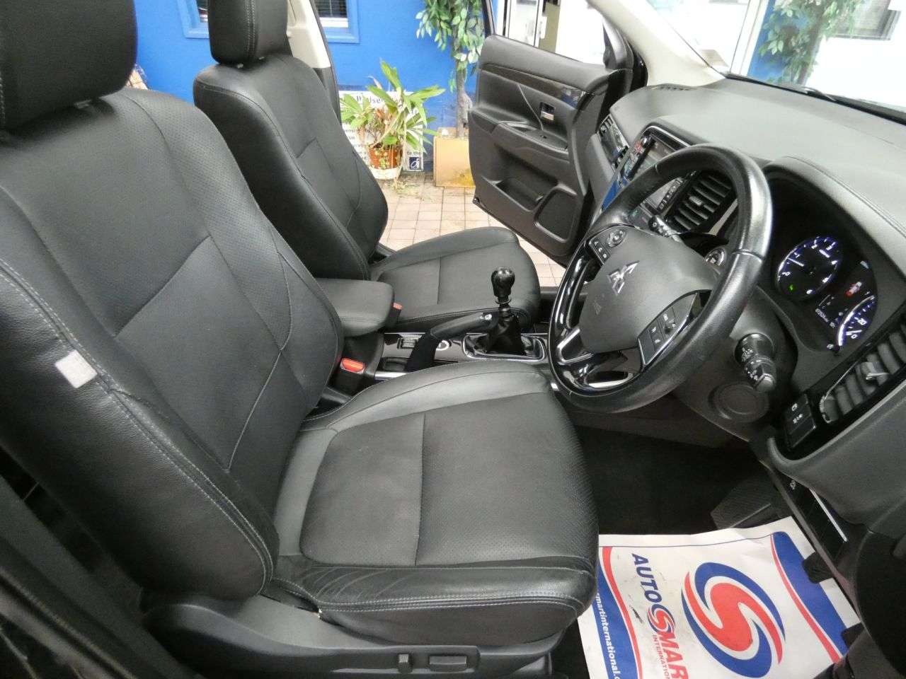 2018 MITSUBISHI OUTLANDER 2018 MITSUBISHI OUTLANDER