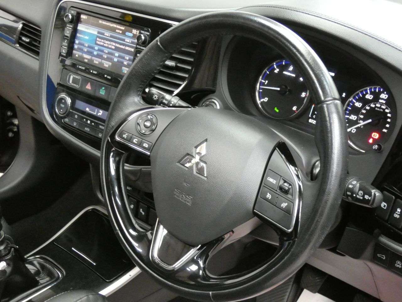 2018 MITSUBISHI OUTLANDER 2018 MITSUBISHI OUTLANDER