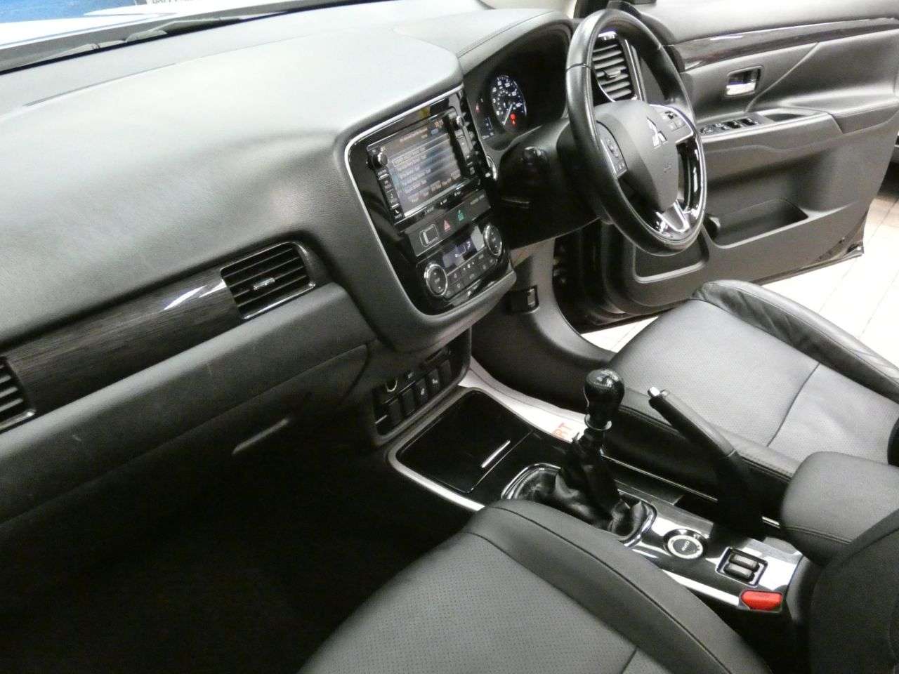 2018 MITSUBISHI OUTLANDER 2018 MITSUBISHI OUTLANDER