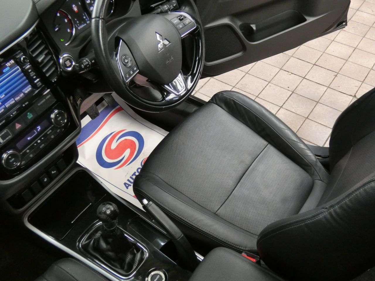 2018 MITSUBISHI OUTLANDER 2018 MITSUBISHI OUTLANDER