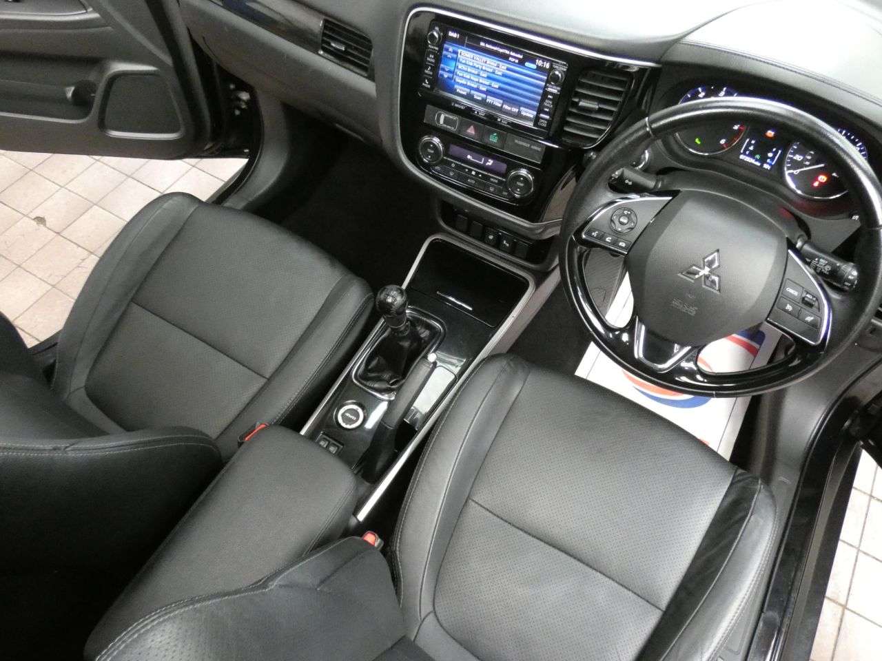 2018 MITSUBISHI OUTLANDER 2018 MITSUBISHI OUTLANDER