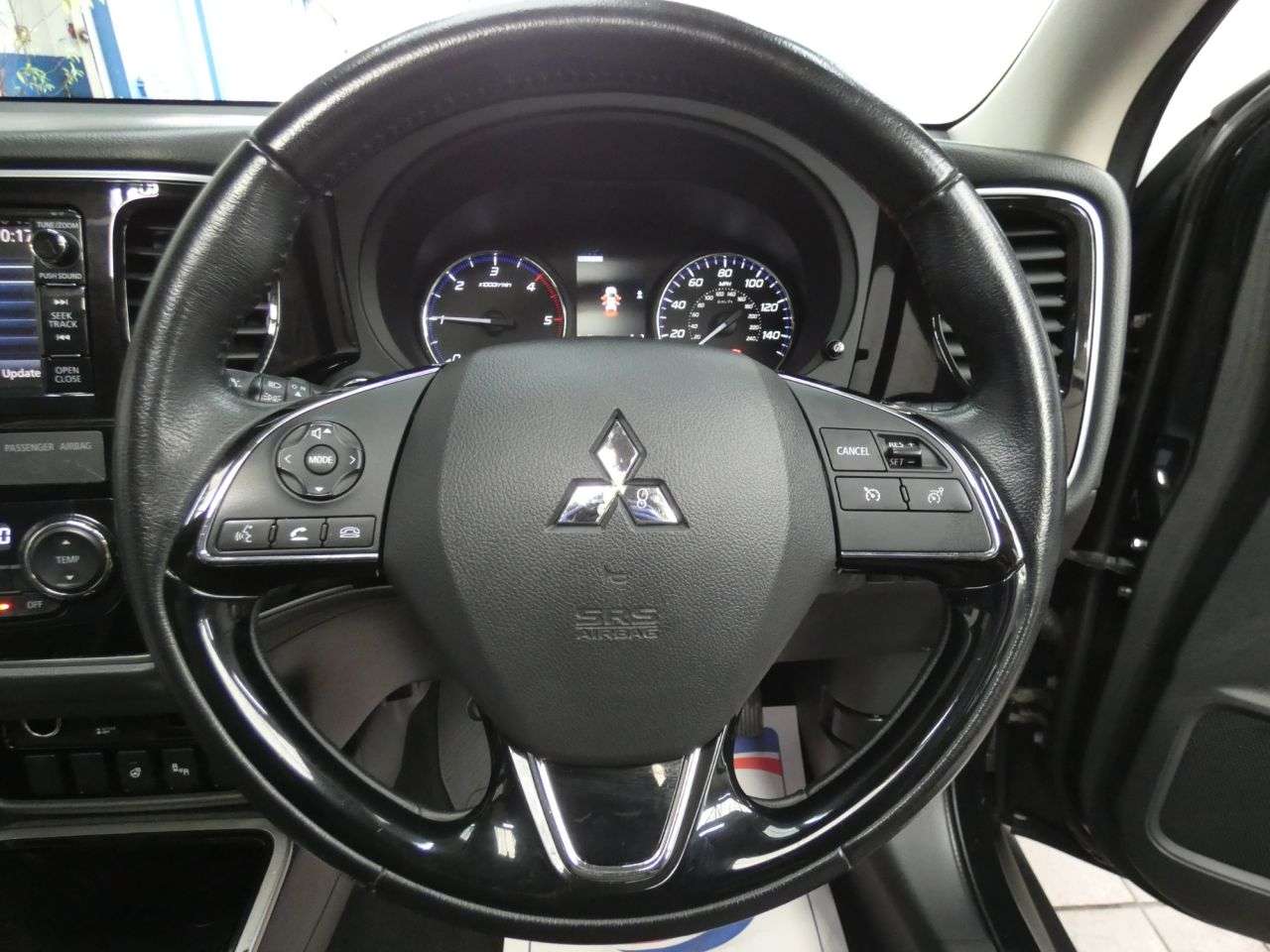 2018 MITSUBISHI OUTLANDER 2018 MITSUBISHI OUTLANDER