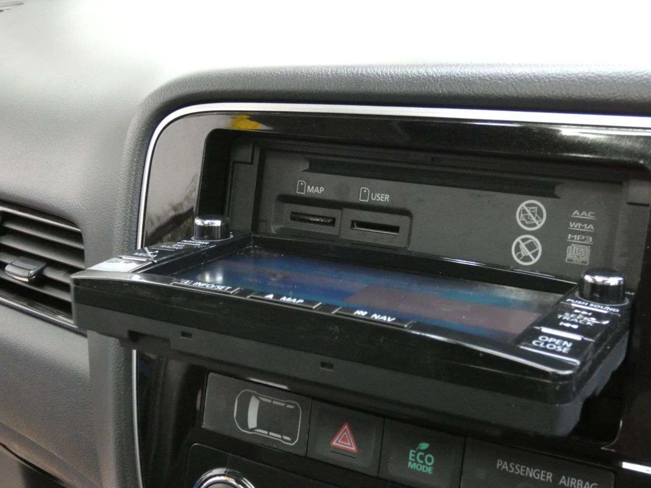 2018 MITSUBISHI OUTLANDER 2018 MITSUBISHI OUTLANDER