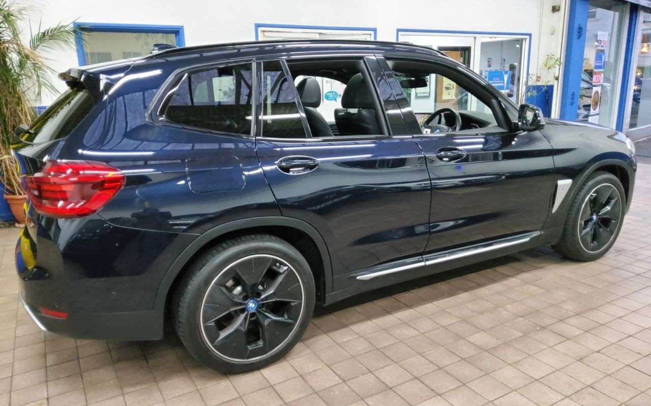 2021 BMW IX3 2021 BMW IX3