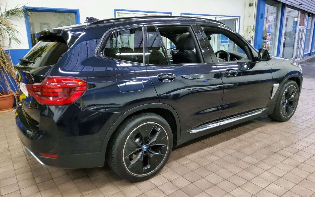 2021 BMW IX3 2021 BMW IX3