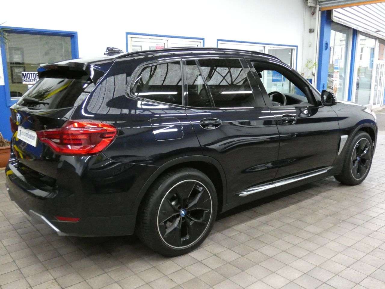 2021 BMW IX3 2021 BMW IX3