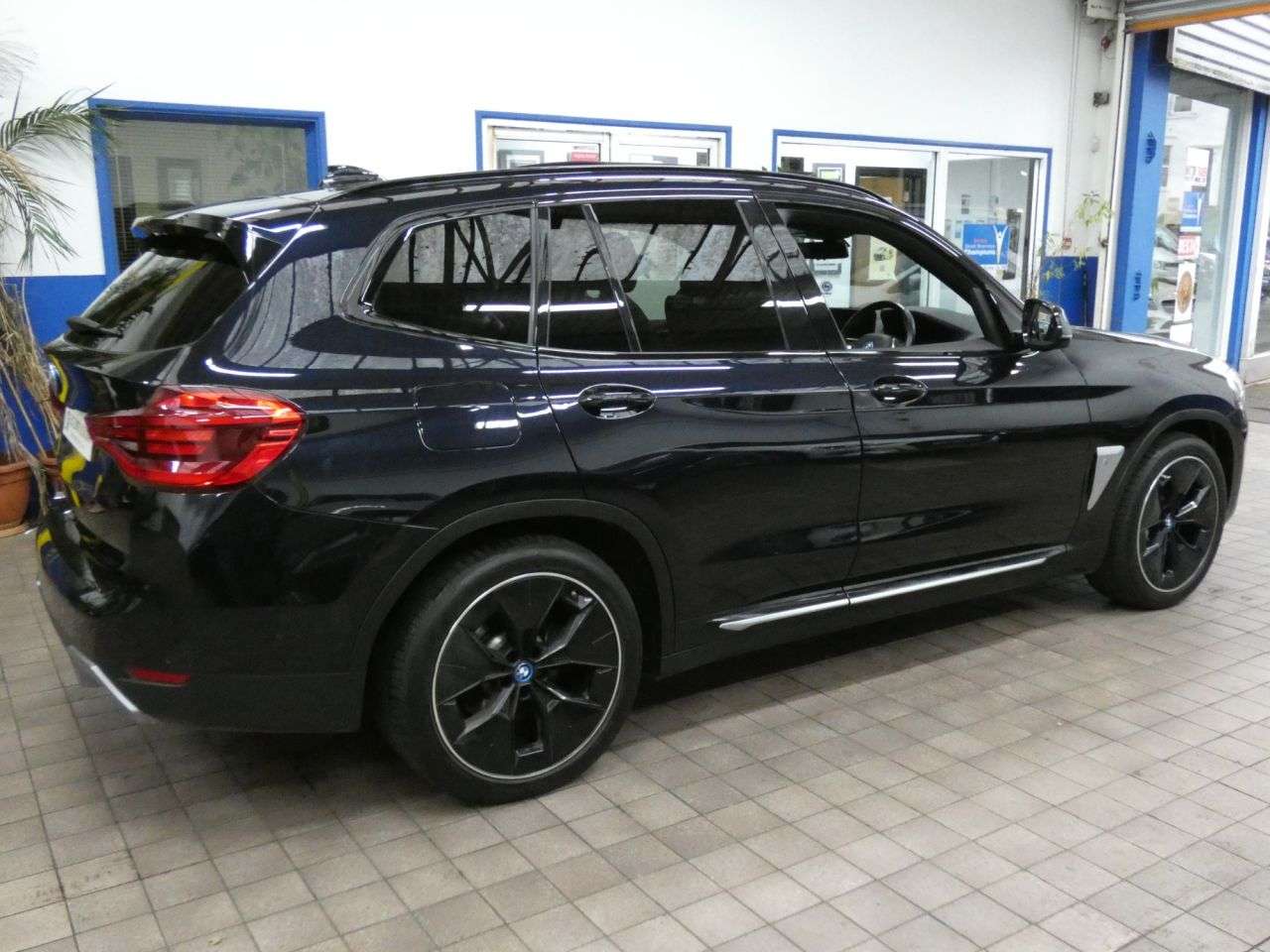 2021 BMW IX3 2021 BMW IX3