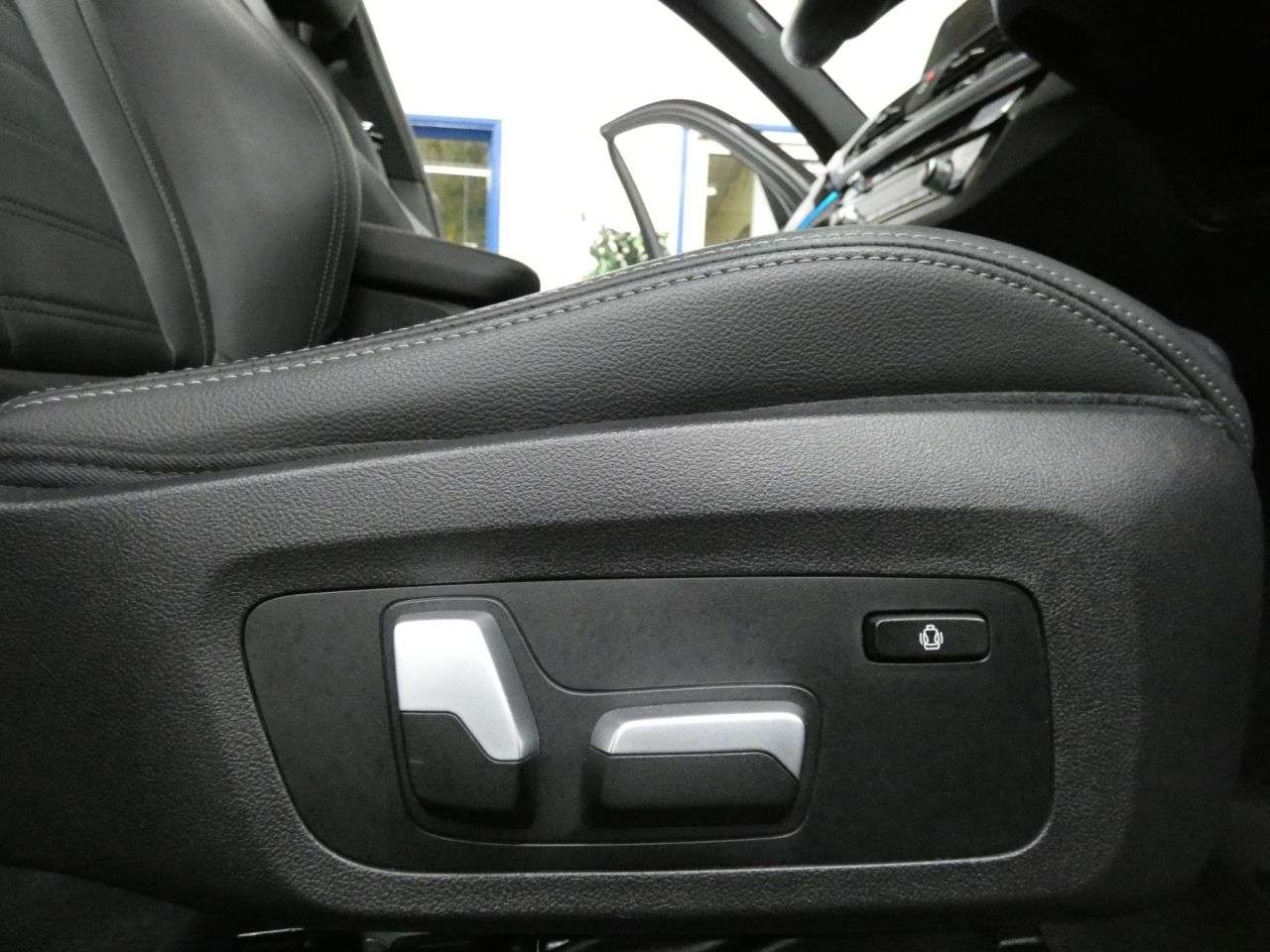 2021 BMW IX3 2021 BMW IX3