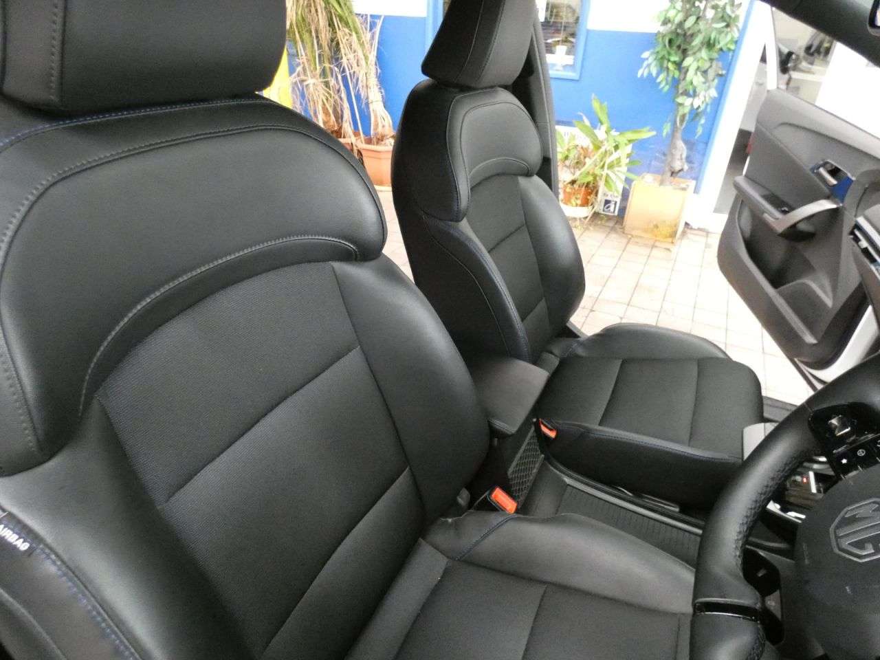 2023 MG MG4 2023 MG MG4