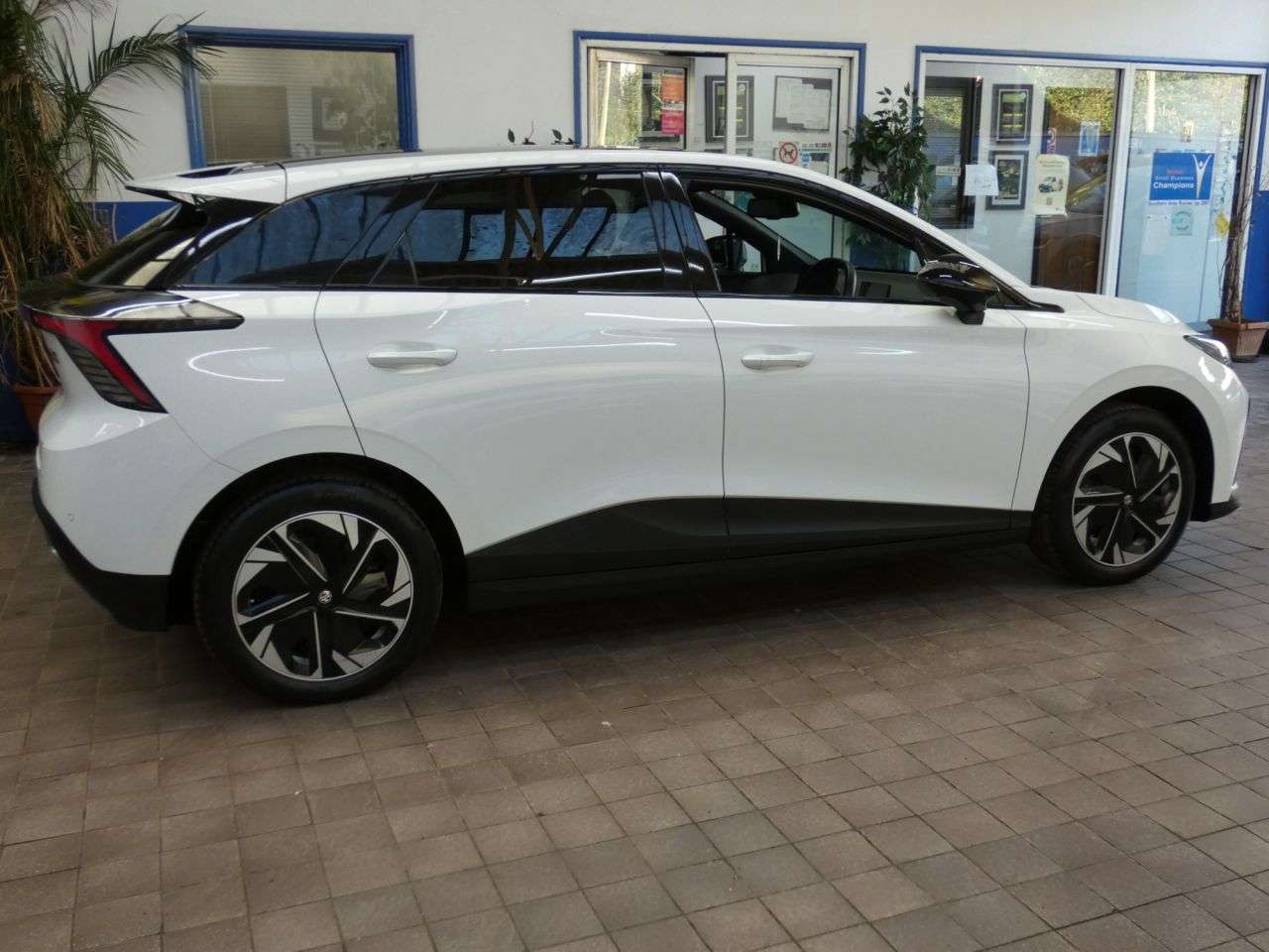 2023 MG MG4 2023 MG MG4