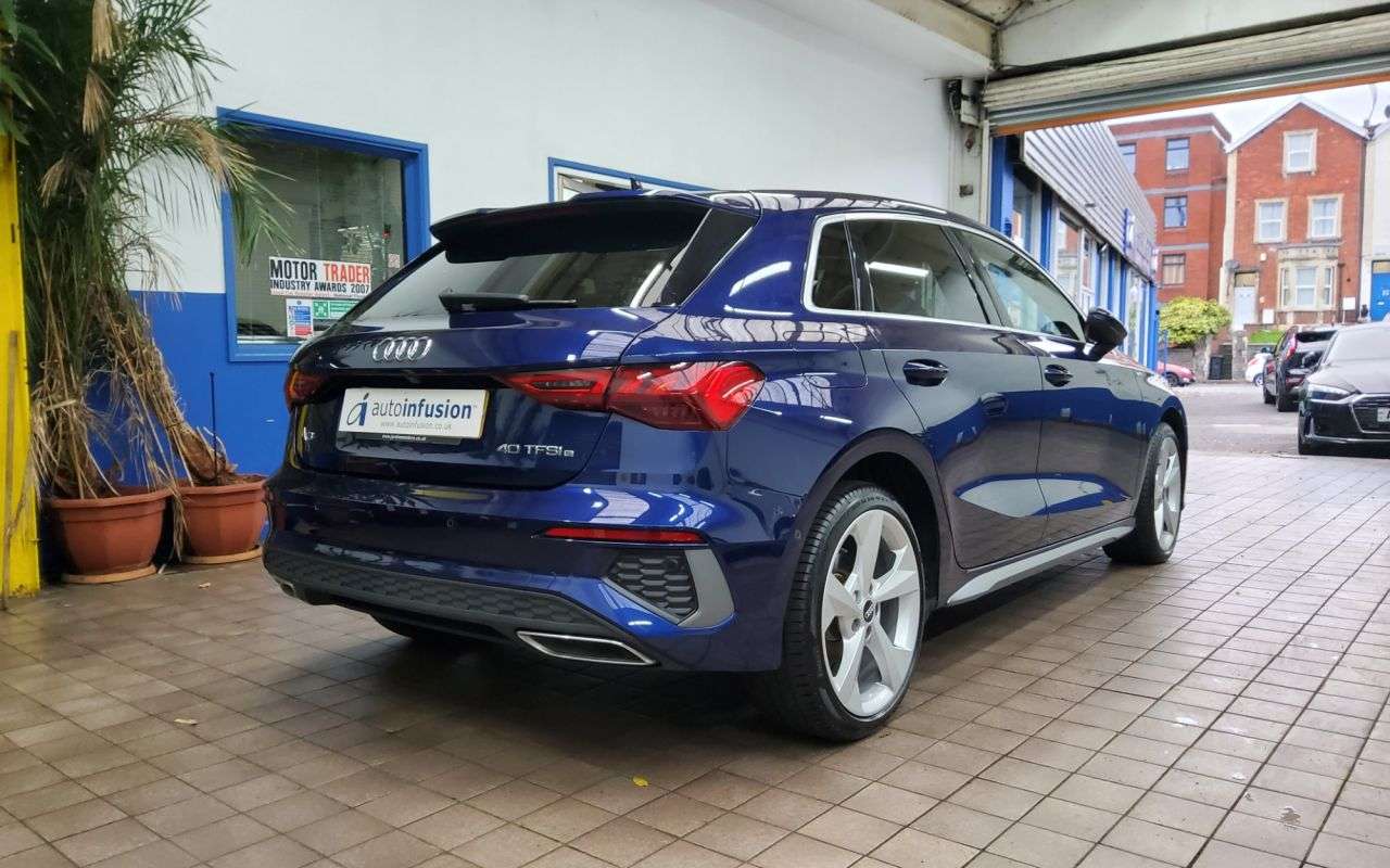 2021 AUDI A3 2021 AUDI A3