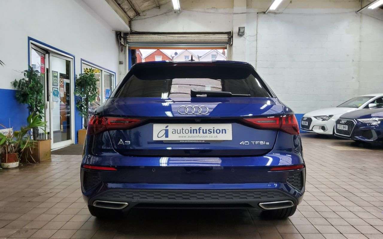 2021 AUDI A3 2021 AUDI A3