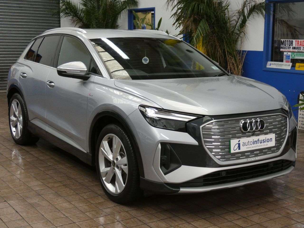 2024 AUDI Q4 E-TRON 2024 AUDI Q4 E-TRON
