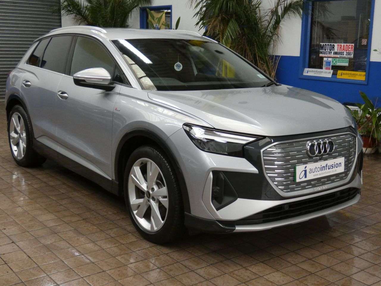 2024 AUDI Q4 E-TRON 2024 AUDI Q4 E-TRON