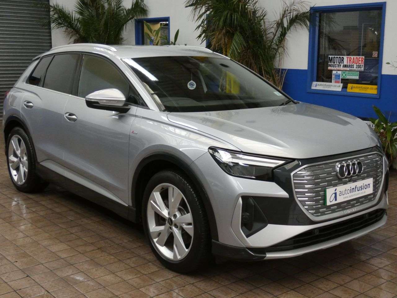 2024 AUDI Q4 E-TRON 2024 AUDI Q4 E-TRON