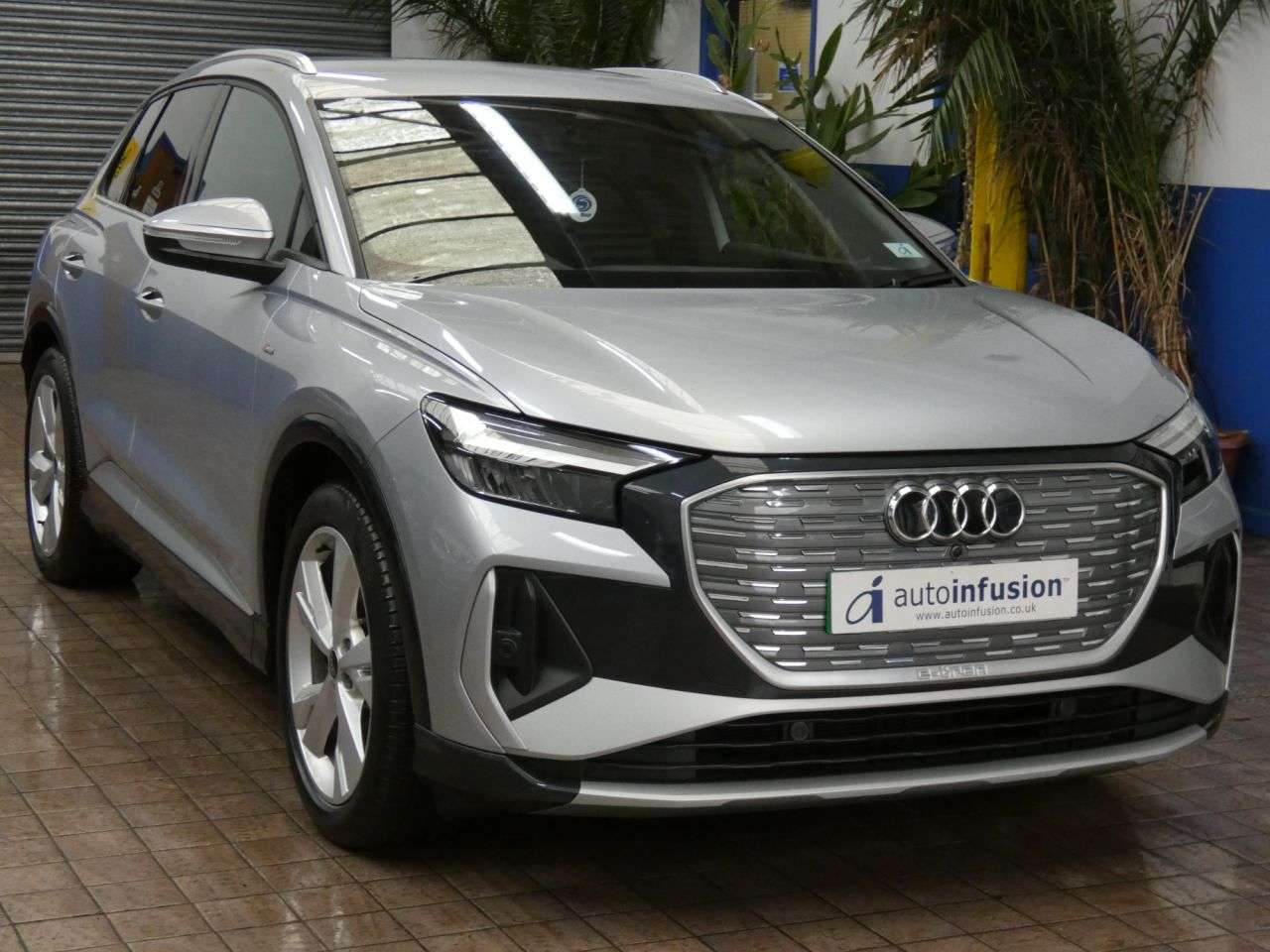 2024 AUDI Q4 E-TRON 2024 AUDI Q4 E-TRON