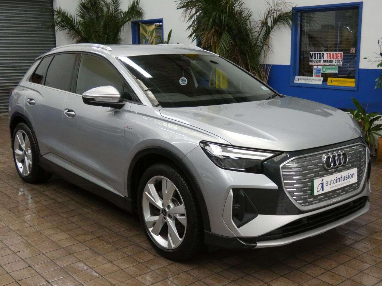 2024 AUDI Q4 E-TRON 2024 AUDI Q4 E-TRON