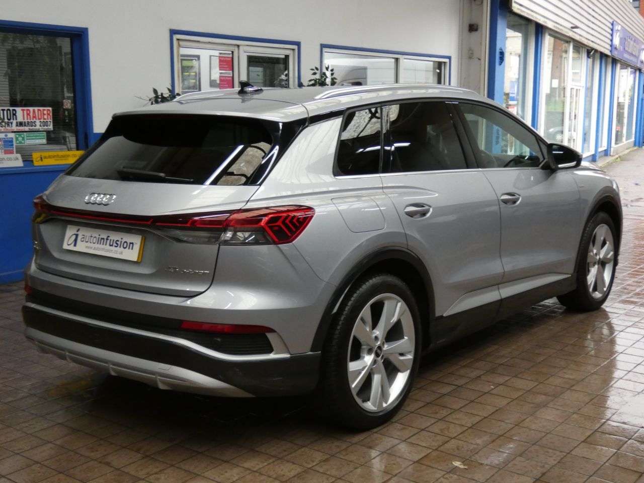 2024 AUDI Q4 E-TRON 2024 AUDI Q4 E-TRON