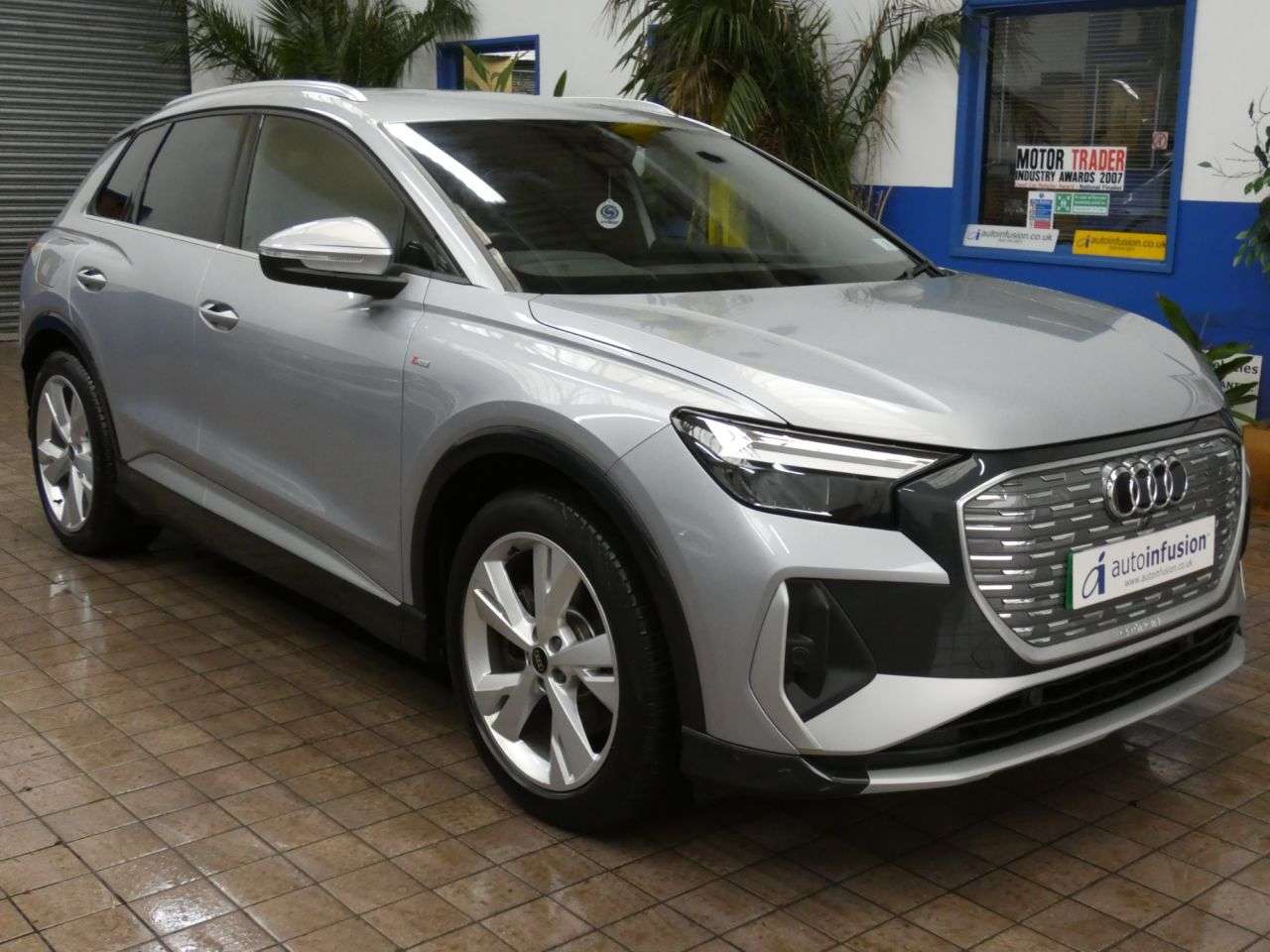 2024 AUDI Q4 E-TRON 2024 AUDI Q4 E-TRON