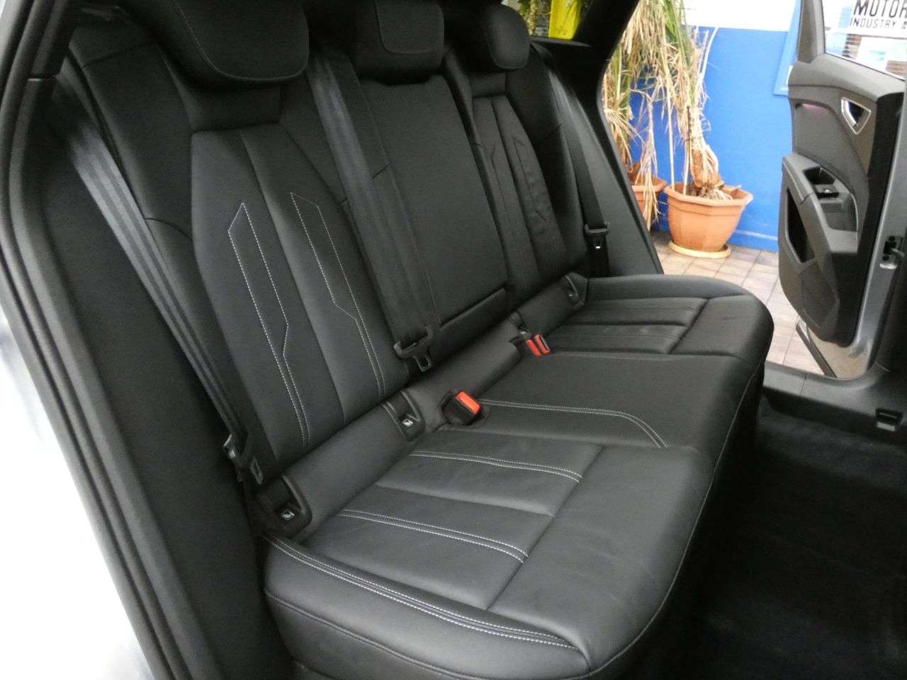 2024 AUDI Q4 E-TRON 2024 AUDI Q4 E-TRON