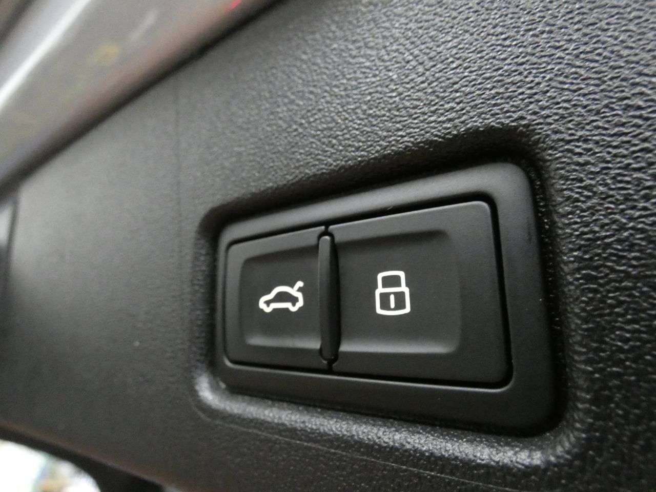 2024 AUDI Q4 E-TRON 2024 AUDI Q4 E-TRON