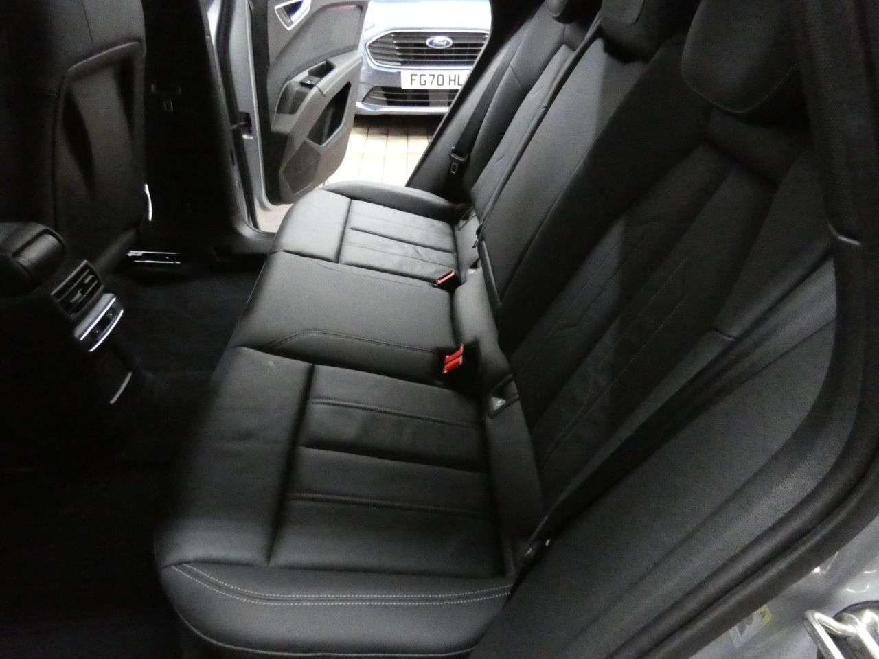 2024 AUDI Q4 E-TRON 2024 AUDI Q4 E-TRON