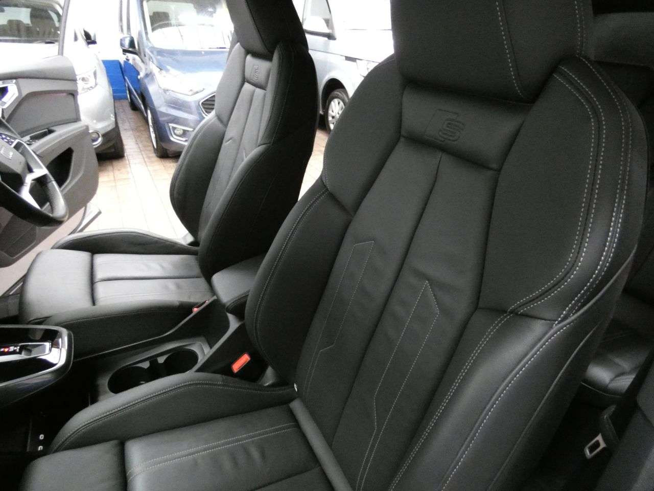 2024 AUDI Q4 E-TRON 2024 AUDI Q4 E-TRON