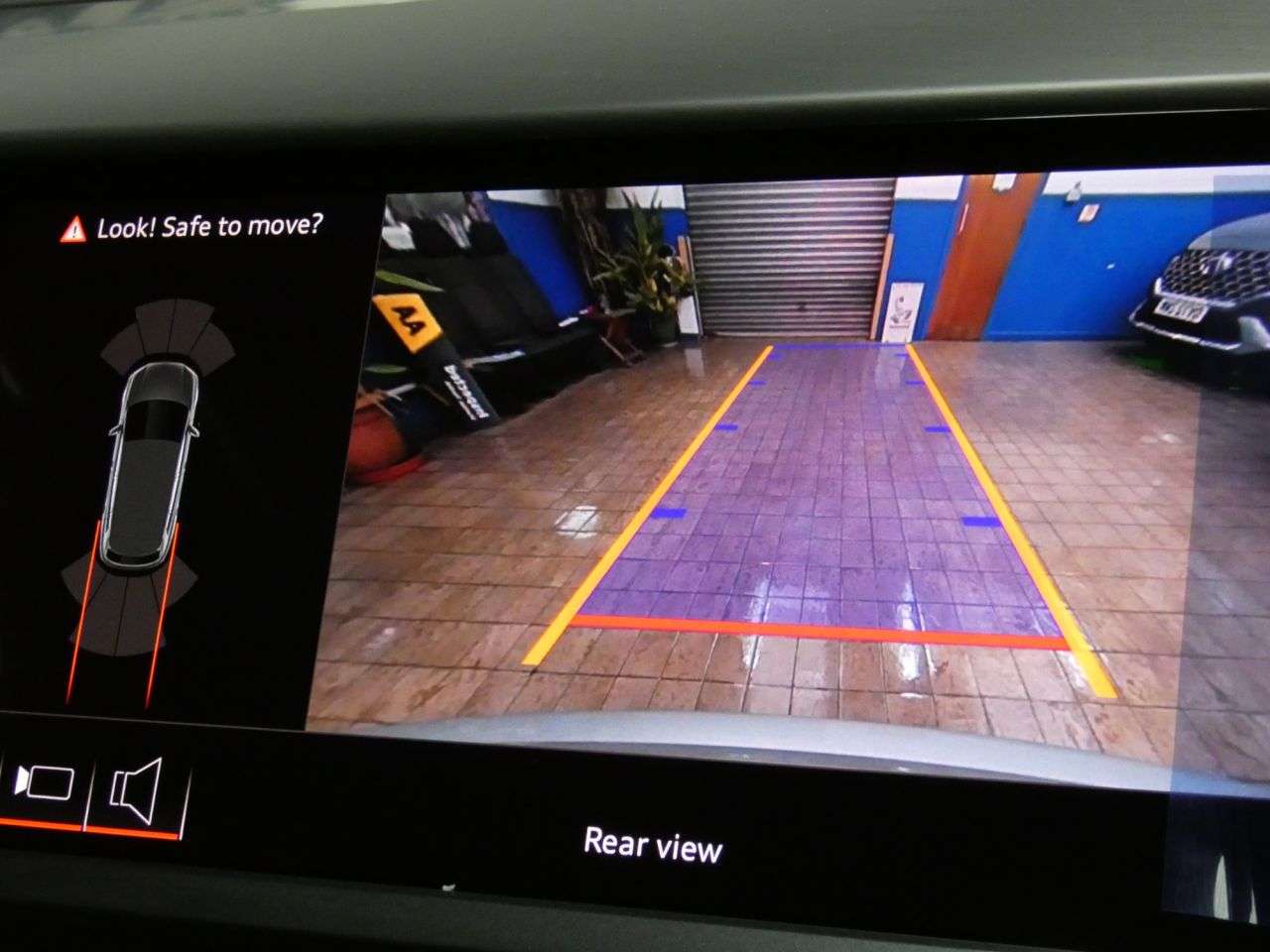 2024 AUDI Q4 E-TRON 2024 AUDI Q4 E-TRON