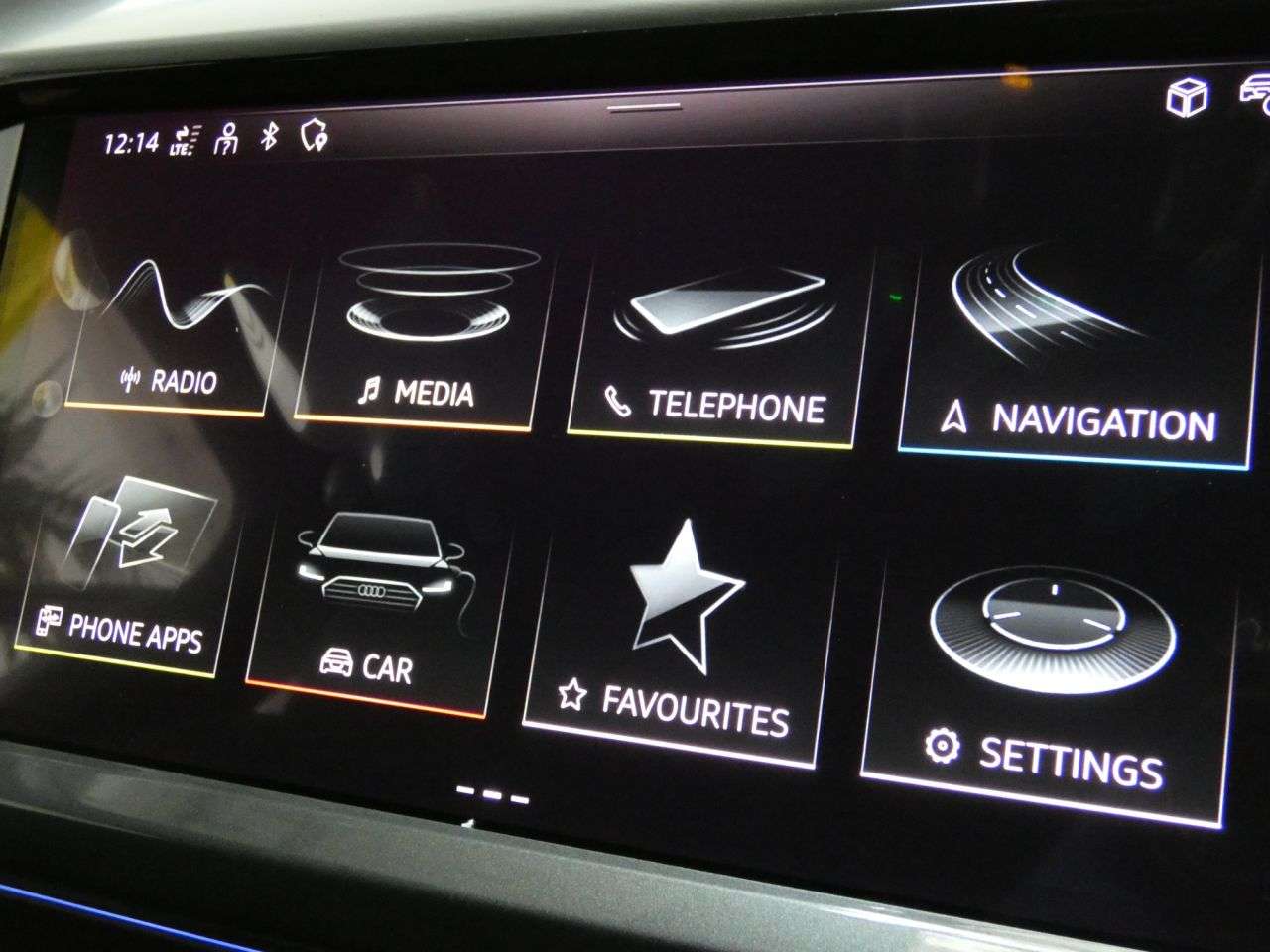 2024 AUDI Q4 E-TRON 2024 AUDI Q4 E-TRON