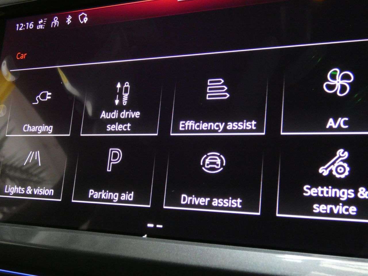 2024 AUDI Q4 E-TRON 2024 AUDI Q4 E-TRON