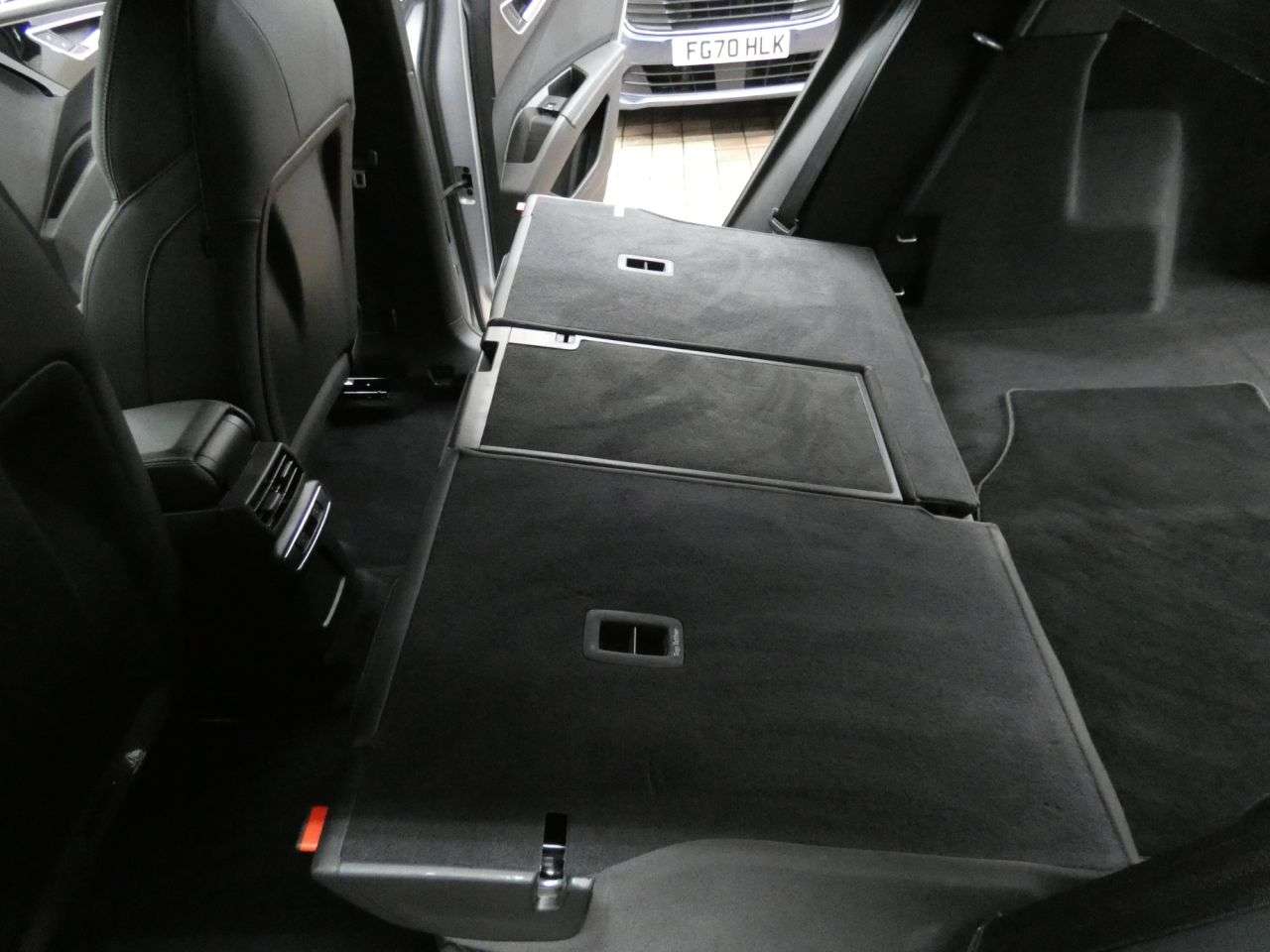 2024 AUDI Q4 E-TRON 2024 AUDI Q4 E-TRON