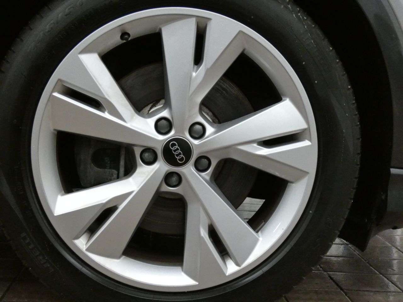 2024 AUDI Q4 E-TRON 2024 AUDI Q4 E-TRON