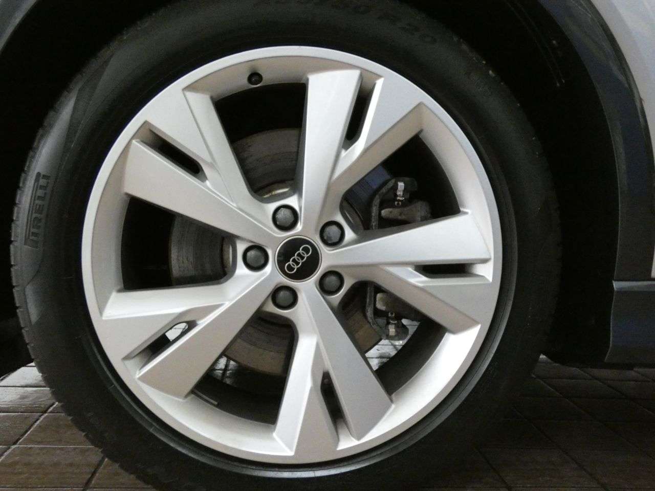 2024 AUDI Q4 E-TRON 2024 AUDI Q4 E-TRON