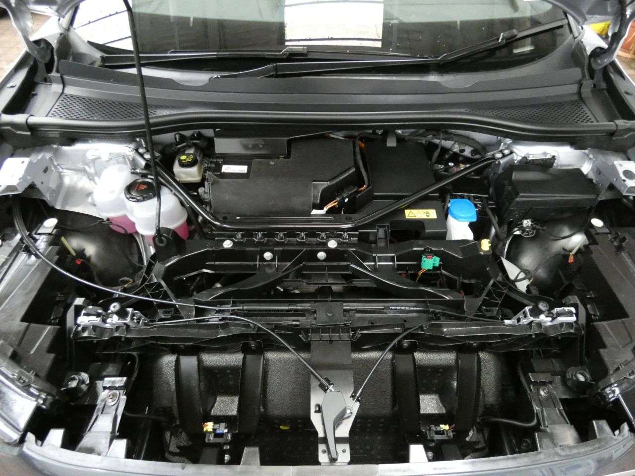 2024 AUDI Q4 E-TRON 2024 AUDI Q4 E-TRON