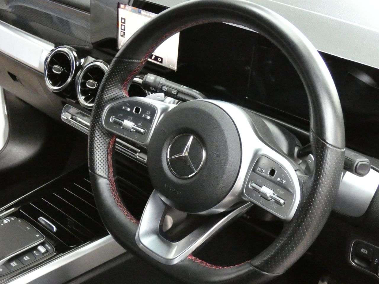 2022 MERCEDES-BENZ GLB 2022 MERCEDES-BENZ GLB