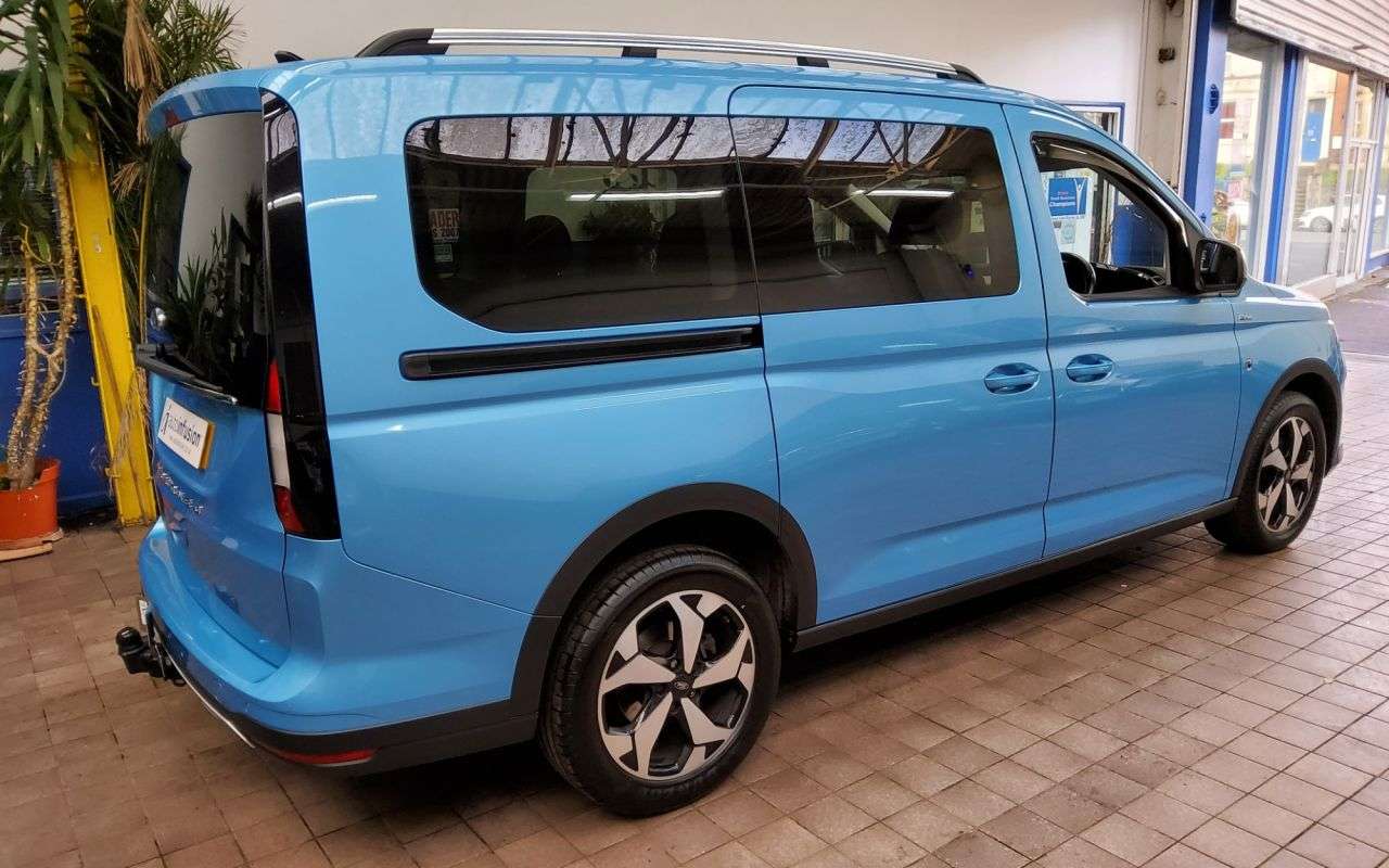 2023 FORD GRAND TOURNEO CONNECT 2023 FORD GRAND TOURNEO CONNECT