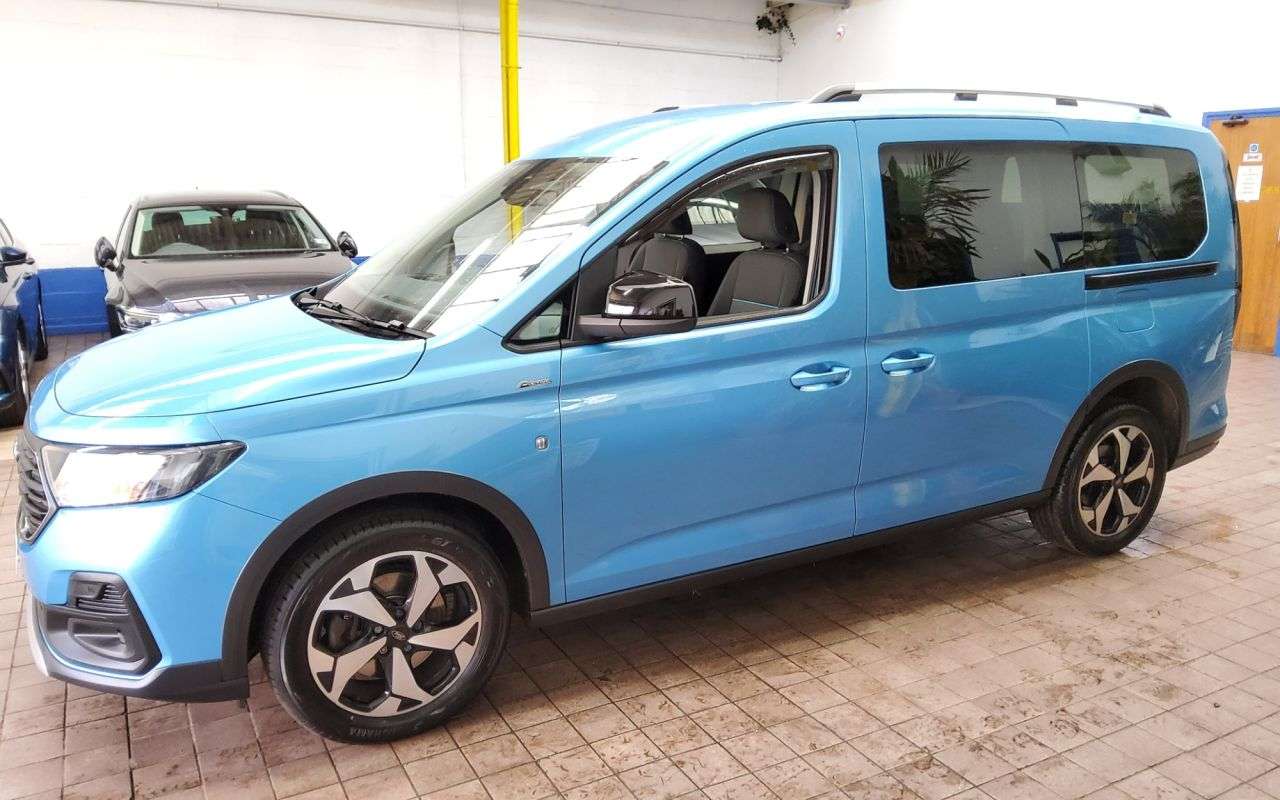 2023 FORD GRAND TOURNEO CONNECT 2023 FORD GRAND TOURNEO CONNECT