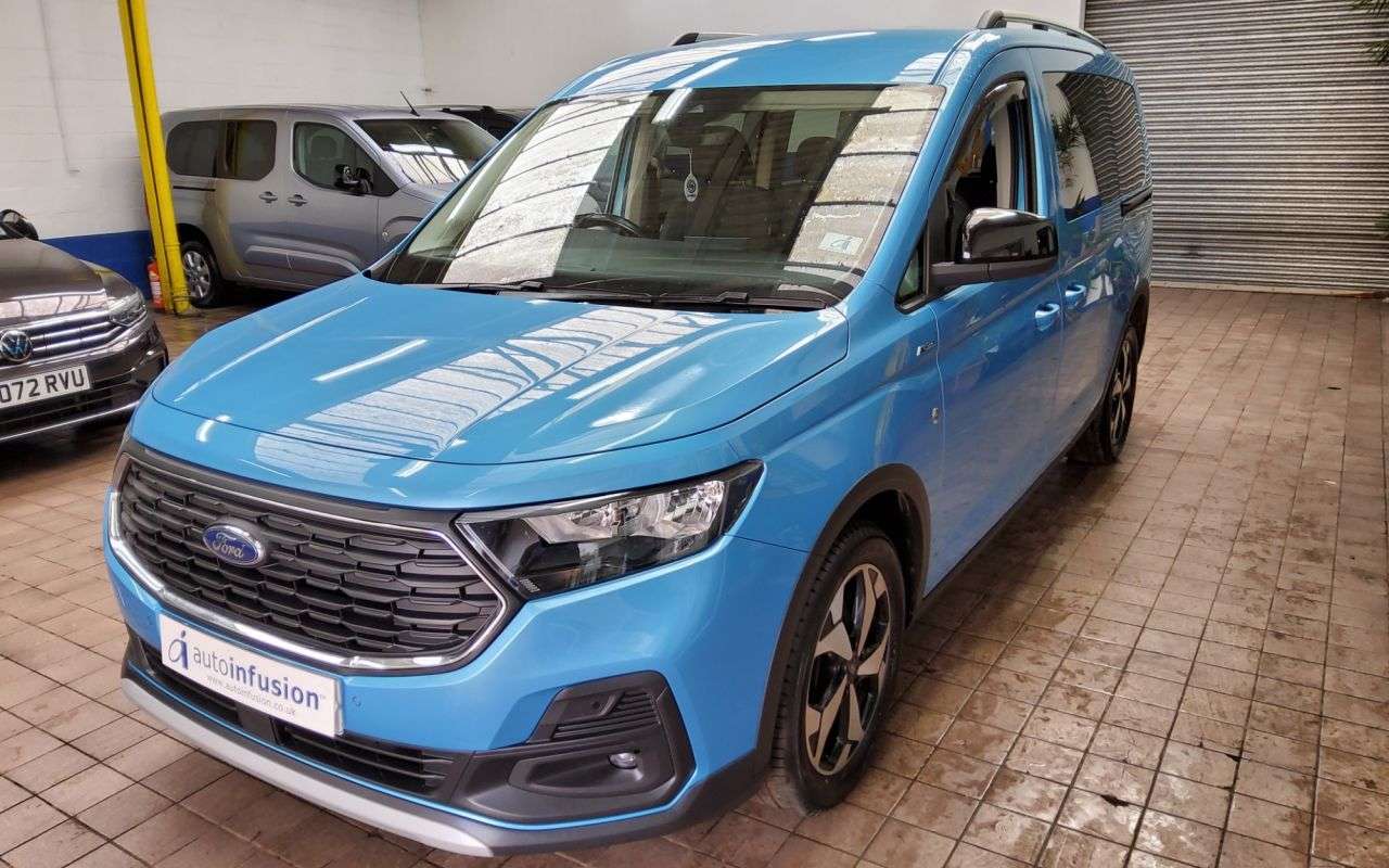 2023 FORD GRAND TOURNEO CONNECT 2023 FORD GRAND TOURNEO CONNECT