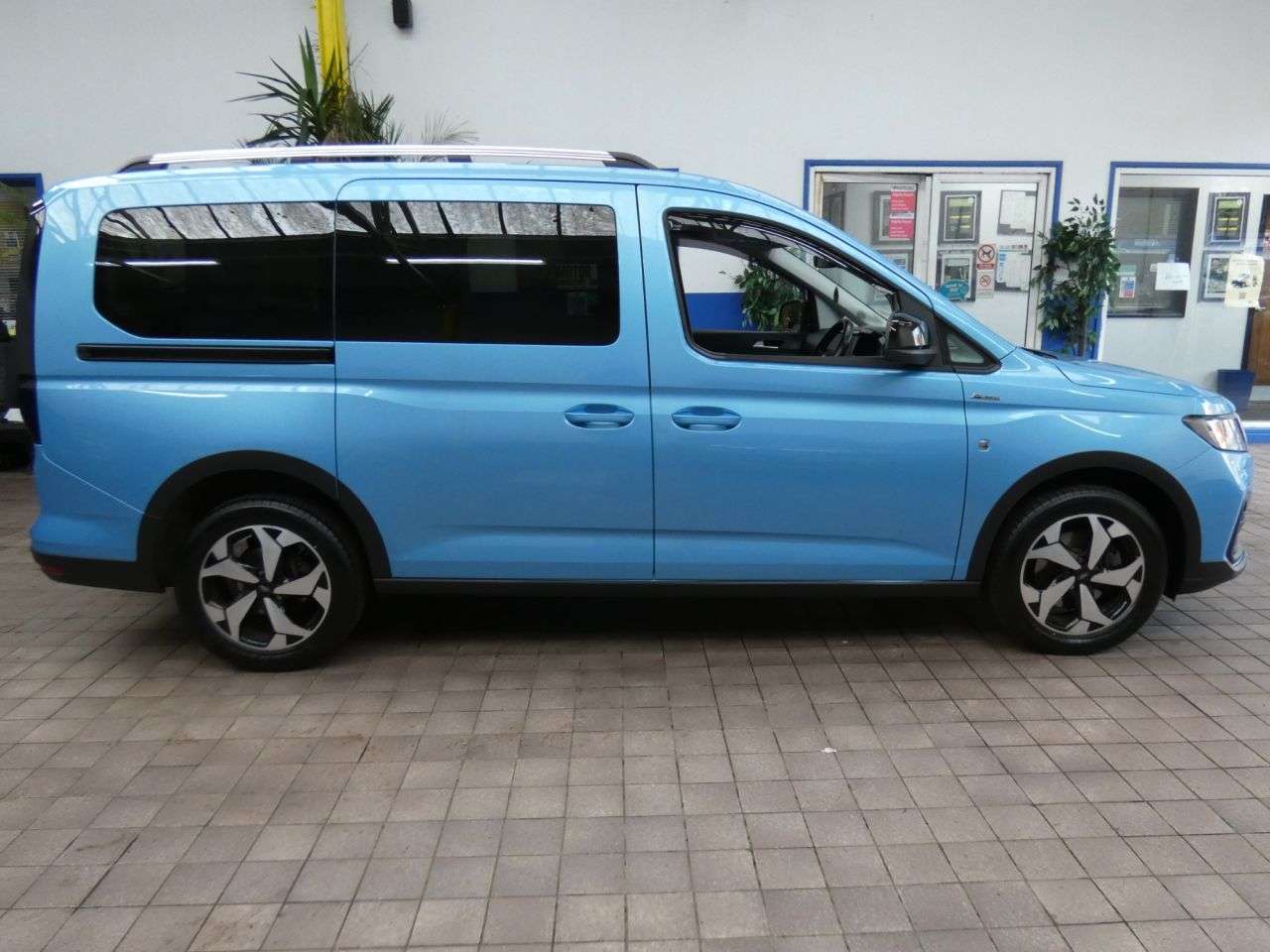 2023 FORD GRAND TOURNEO CONNECT 2023 FORD GRAND TOURNEO CONNECT