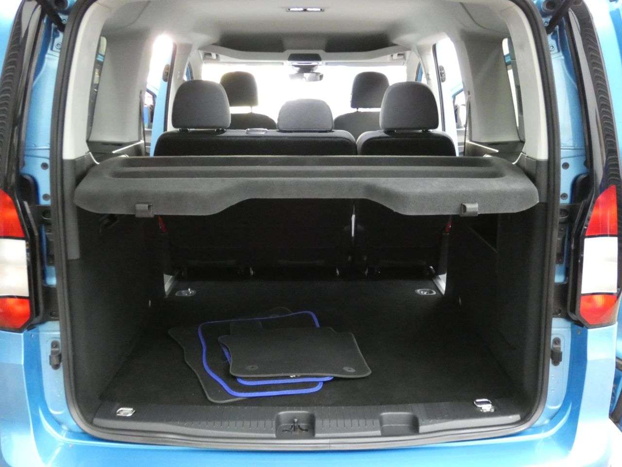 2023 FORD GRAND TOURNEO CONNECT 2023 FORD GRAND TOURNEO CONNECT