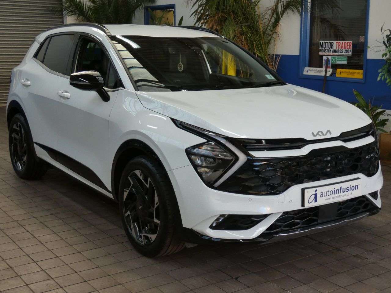 A 2024 KIA SPORTAGE 1.6 T-GDi MHEV GT-Line SUV 5dr Petrol Hybrid DCT Euro 6 (s/s) (157 bhp) KIA A 2024 KIA SPORTAGE 1.6 T-GDi MHEV GT-Line SUV 5dr Petrol Hybrid DCT Euro 6 (s/s) (157 bhp) KIA