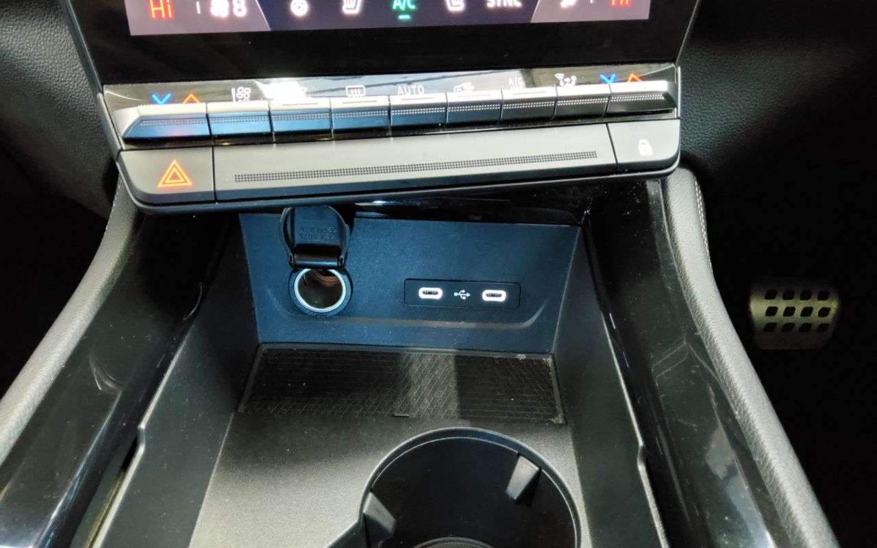 2023 RENAULT AUSTRAL 2023 RENAULT AUSTRAL